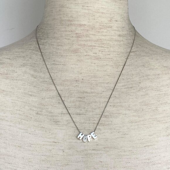 Sterling Silver 925 Dainty "HOPE" Nameplate Pendant Necklace 18.75" Box Chain - Picture 2 of 16